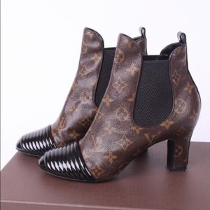 Authentic Louis Vuitton Revival Ankle boots